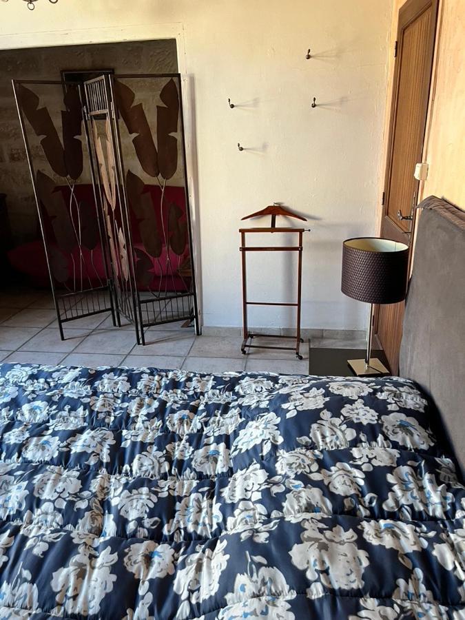 La Maison Sur La Place Aigues-Mortes Dış mekan fotoğraf