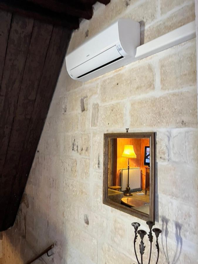 La Maison Sur La Place Aigues-Mortes Dış mekan fotoğraf