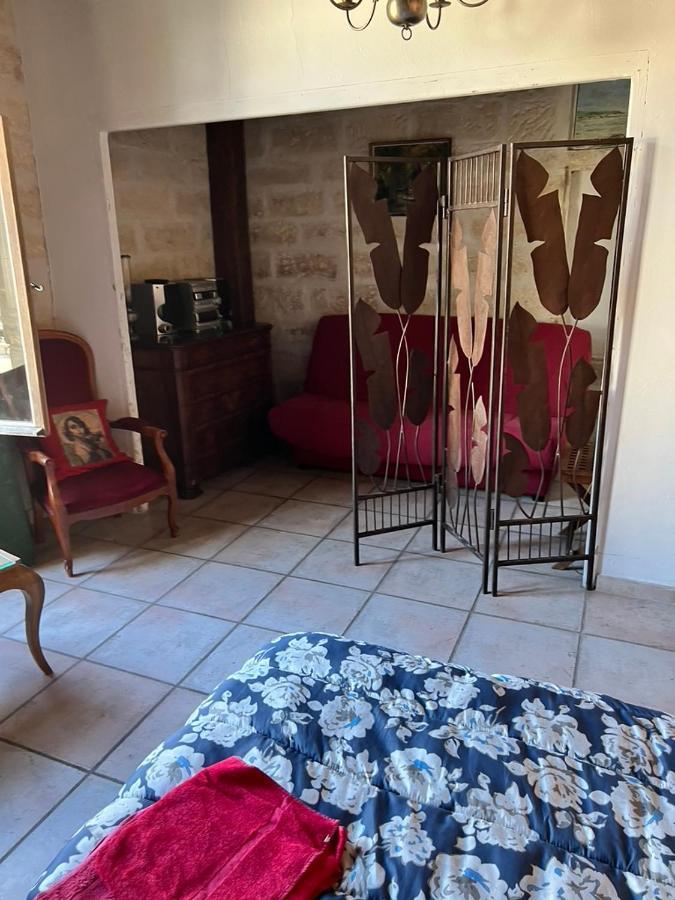 La Maison Sur La Place Aigues-Mortes Dış mekan fotoğraf