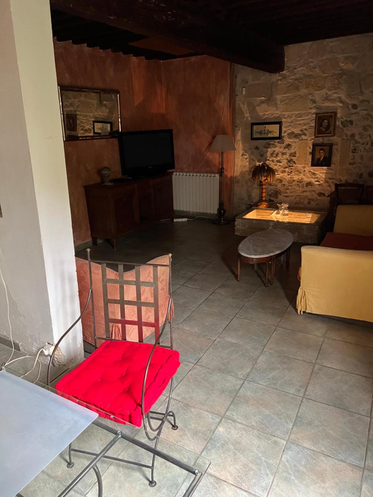 La Maison Sur La Place Aigues-Mortes Dış mekan fotoğraf