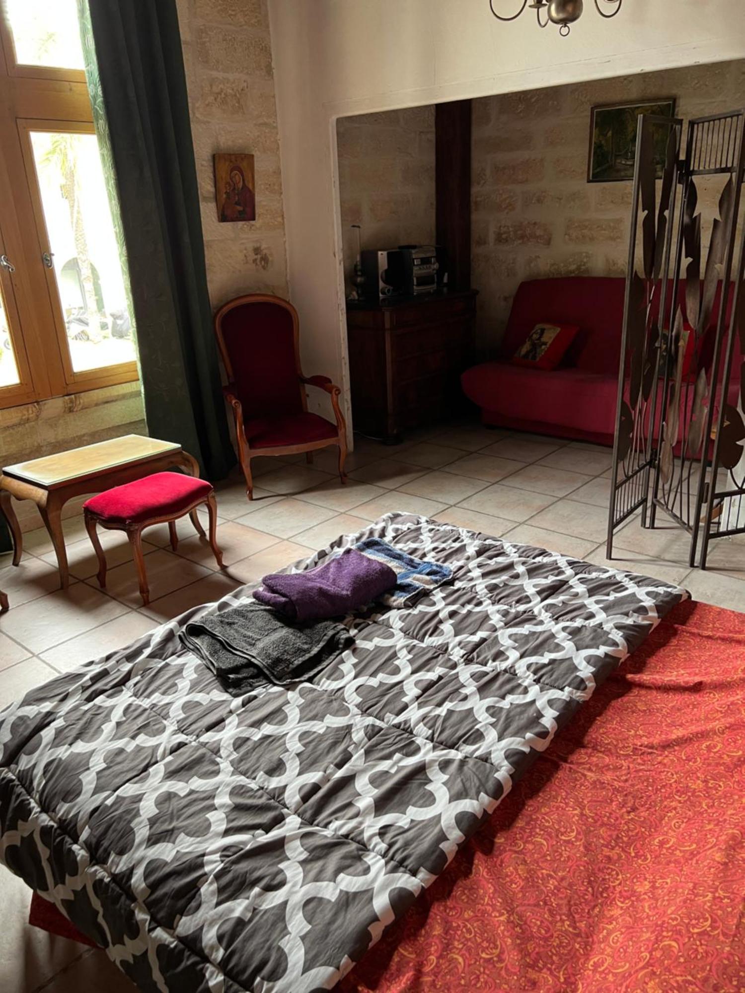 La Maison Sur La Place Aigues-Mortes Dış mekan fotoğraf